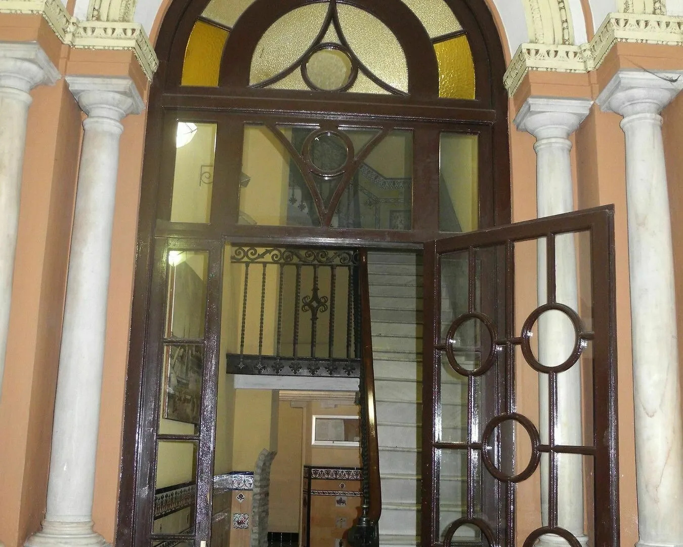 Apartment Cinema La Vie Est Belle Sevilla Spain